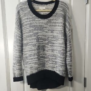 Lou & Grey Black and White Eyelash Sweater - Medium
